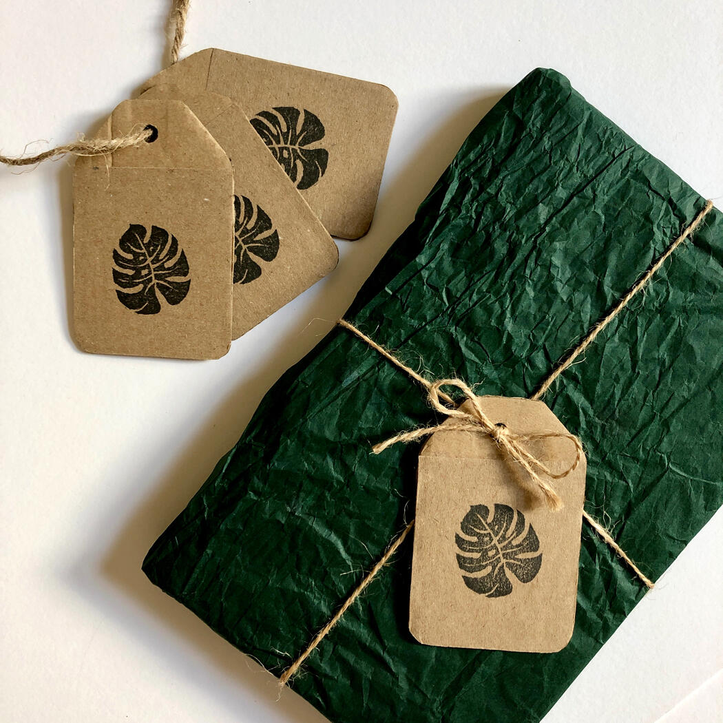 Hand stamped Monstera leaf gift tags